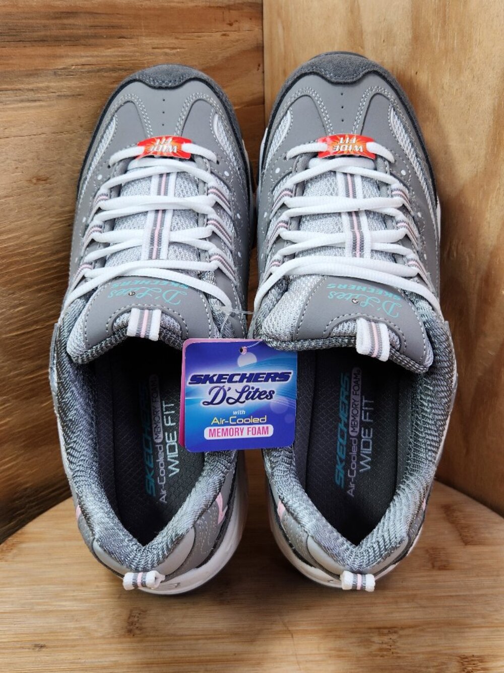 New Skechers D'Lites Womens Gray Sneakers Size 9.5W Wide - Picture 6 of 9
